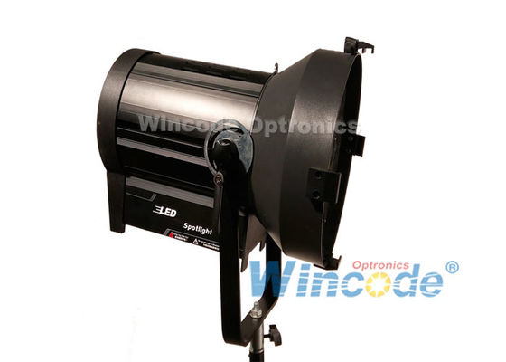 Ein guter Preis. 600W LED Ausstellungsbeleuchtung CRI 85 Ra 5700K / 6500K 64000lm Für HD Studio Online
